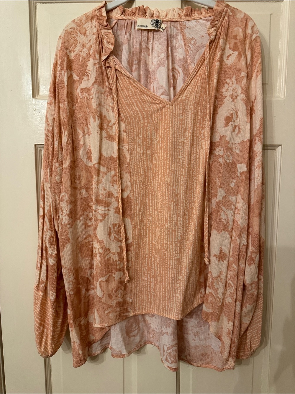 everleigh Peach Floral Layered V-Neck Camisole Set